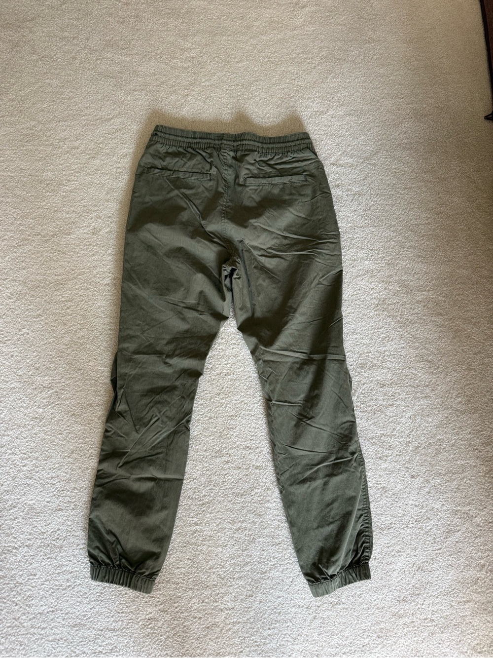 Women’s Olive Cargo Jogger Pants - Casual Utility Style - Picture 3 of 4